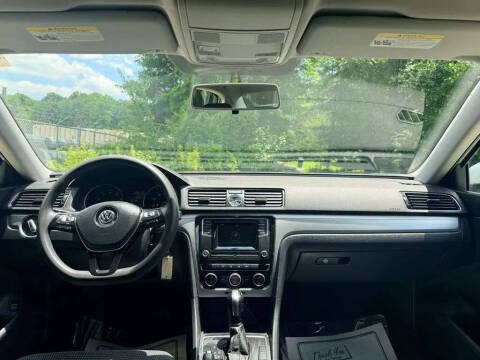 2016 Volkswagen Passat 1.8T S
