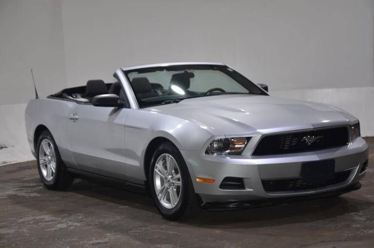 2012 Ford Mustang V6