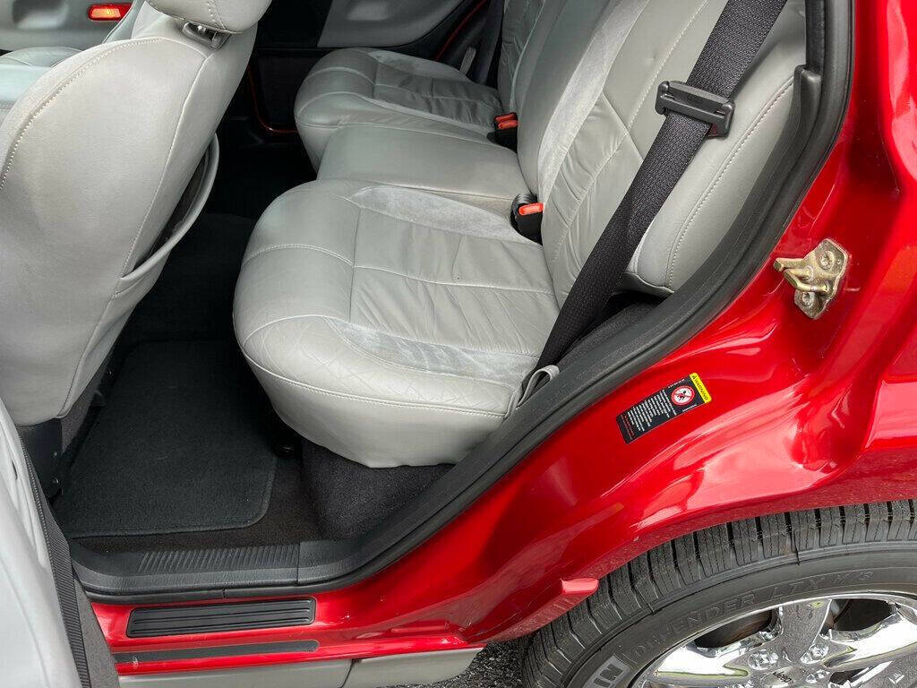 2002 Jeep Grand Cherokee 45