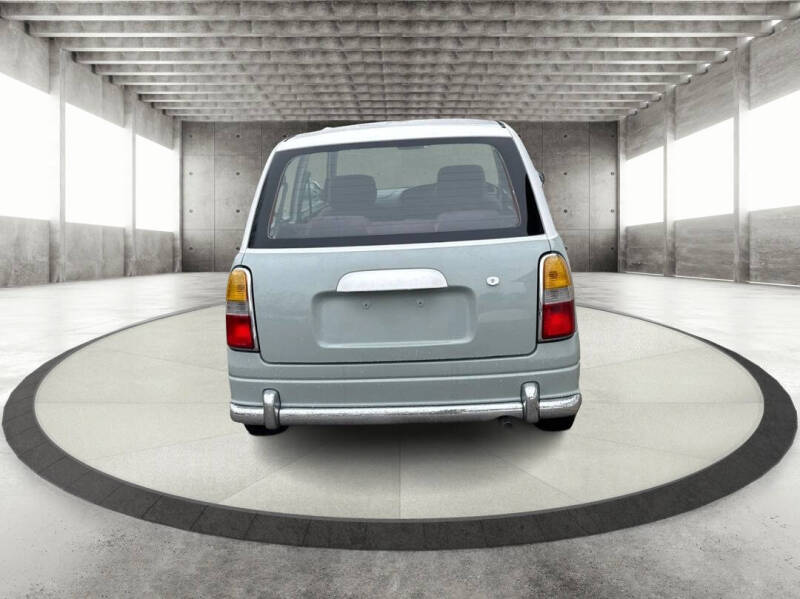 2000 Daihatsu Mira