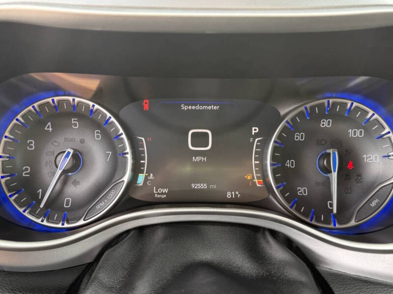 2023 Chrysler Pacifica Touring