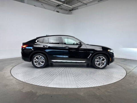 2023 BMW X4 xDrive30i