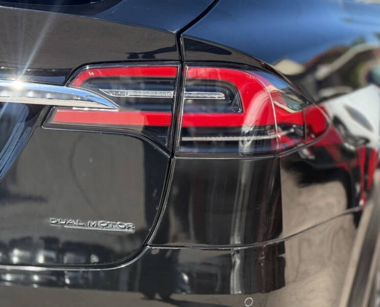 2018 Tesla Model X 75D