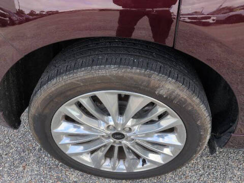 2024 Ford Edge Titanium