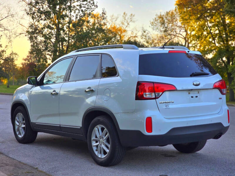 2014 Kia Sorento LX photo 8