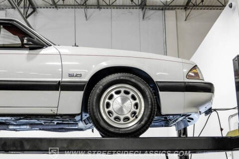 1990 Ford Mustang LX 5.0
