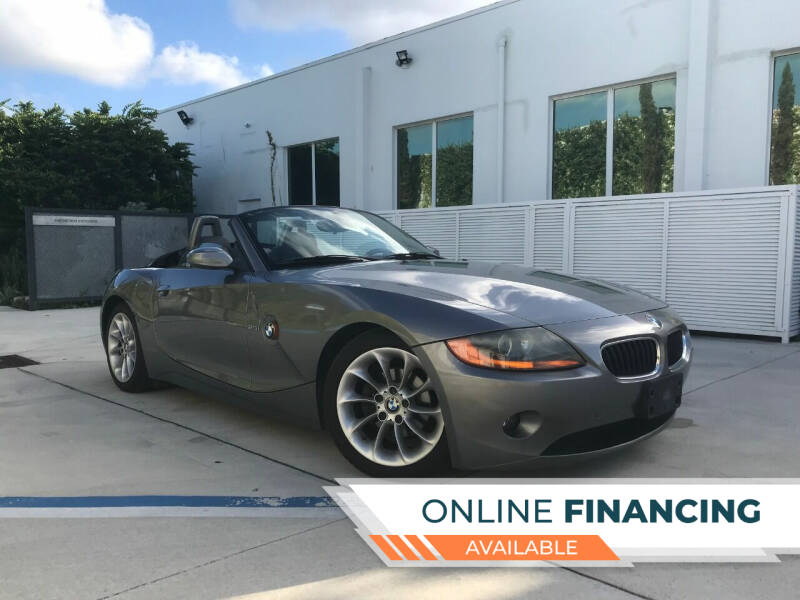 2004 BMW Z4 for sale at Quality Luxury Cars in North Miami FL