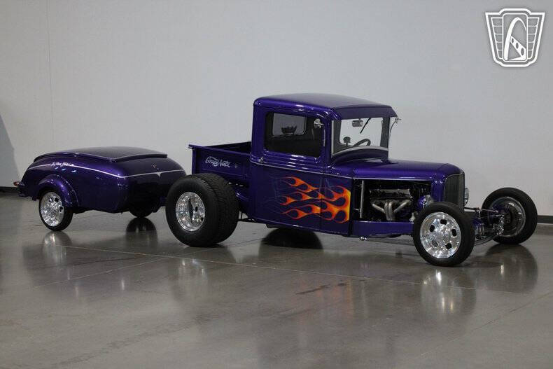 1933 Ford F-100