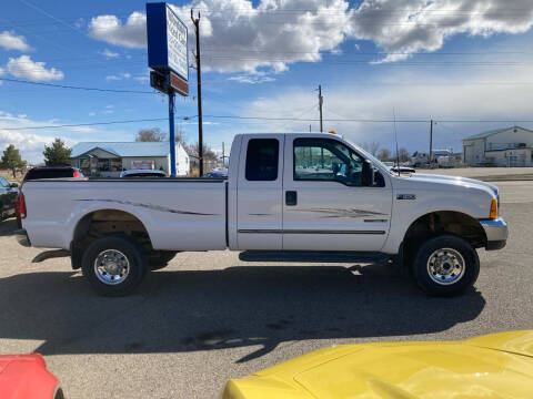 2000 Ford F-350 Super Duty for sale at AFFORDABLY PRICED CARS LLC in Mountain Home ID