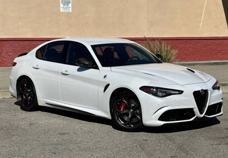 2018 Alfa Romeo Giulia Quadrifoglio