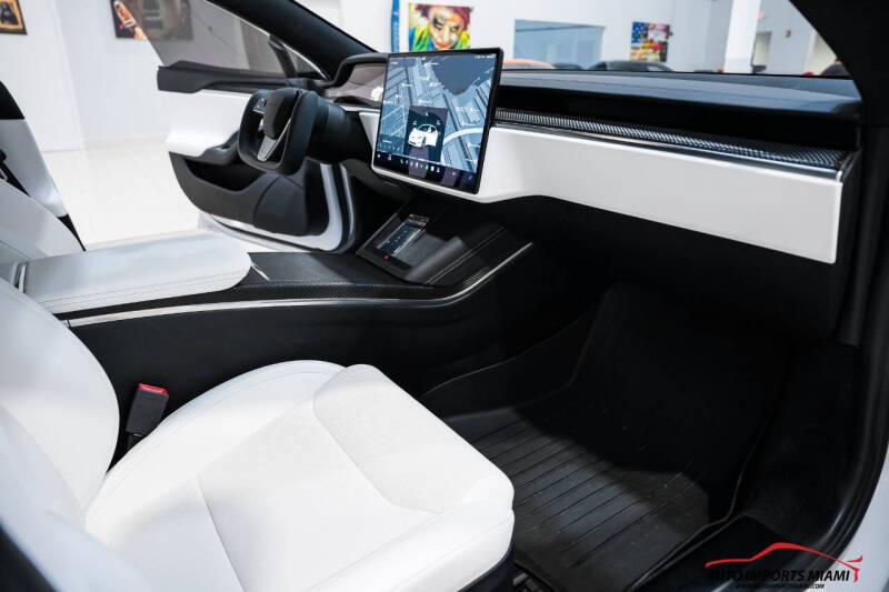 2023 Tesla Model S Standard Range