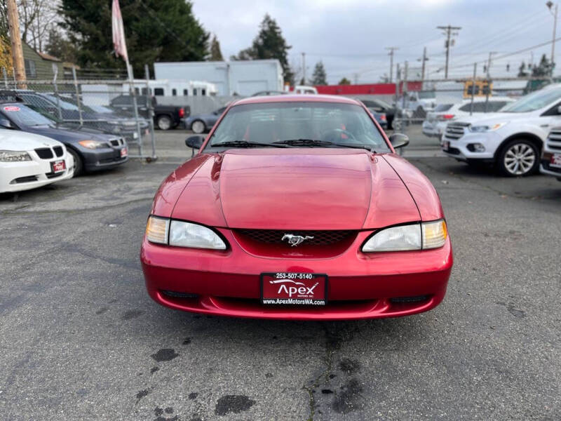 1998 Ford Mustang Base photo 3