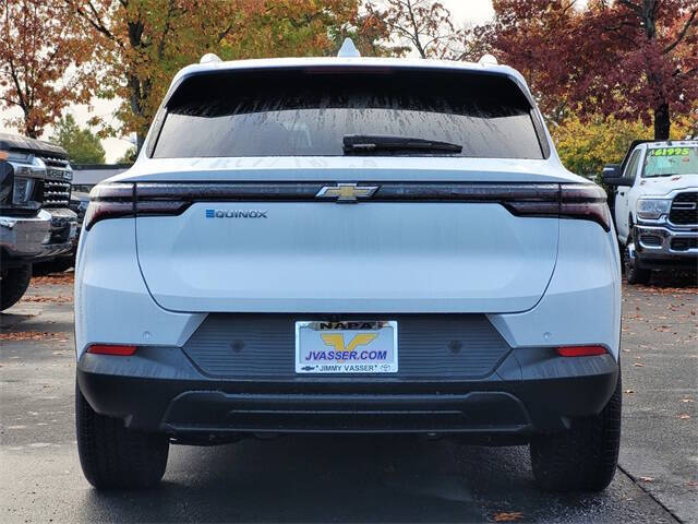 2026 Chevrolet Equinox EV LT 2