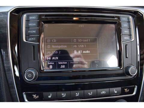 2017 Volkswagen Passat 1.8T SEL Premium