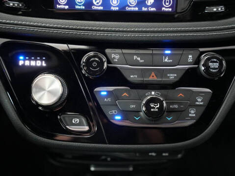 2019 Chrysler Pacifica Hybrid Limited