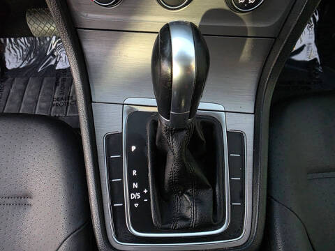 2015 Volkswagen Golf TSI S