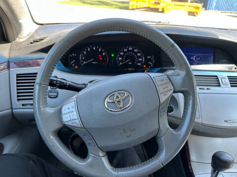 2010 Toyota Avalon XL
