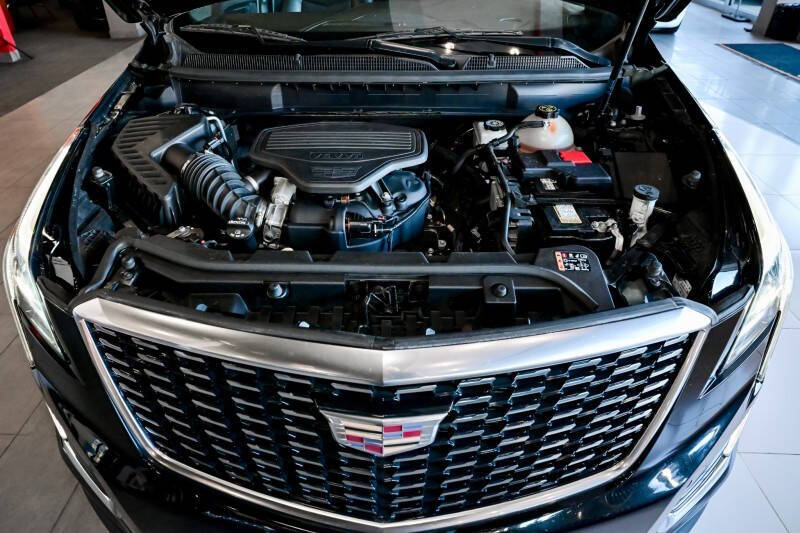 2020 Cadillac XT5 Premium Luxury