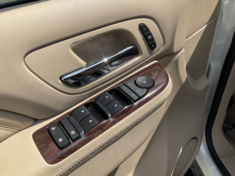 2013 Cadillac Escalade EXT Premium