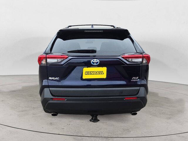 2020 Toyota RAV4 Hybrid XLE