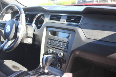 2014 Ford Mustang V6