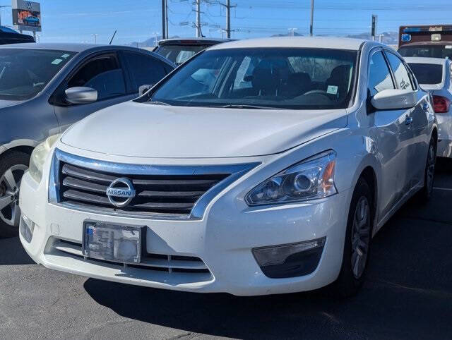 2014 Nissan Altima for sale at Axio Auto Boise in Boise, ID