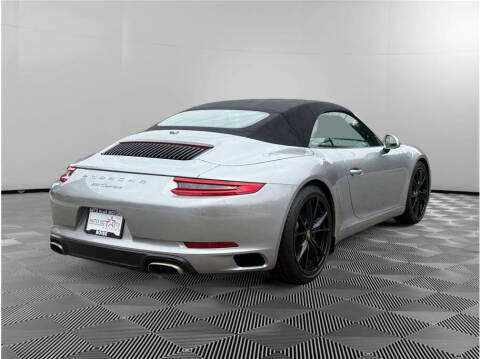 2017 Porsche 911 Carrera