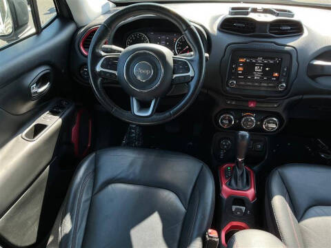 2016 Jeep Renegade Trailhawk