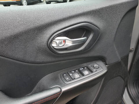 2019 Jeep Cherokee Trailhawk