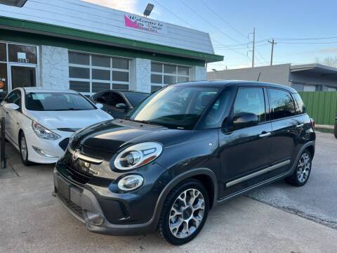 2014 FIAT 500L for sale at Auto Outlet Inc. in Houston TX