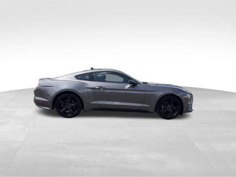 2021 Ford Mustang EcoBoost