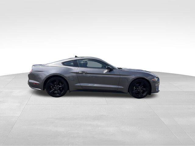2021 Ford Mustang EcoBoost