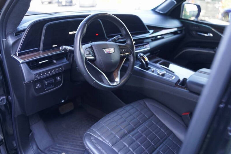 2022 Cadillac Escalade Sport Platinum