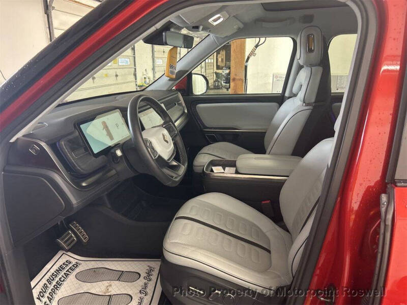 2023 Rivian R1T Adventure