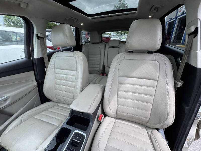 2017 Ford Escape SE