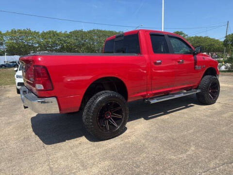 2016 RAM 1500 SLT