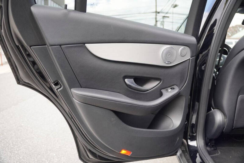 2019 Mercedes-Benz GLC GLC 300 4MATIC