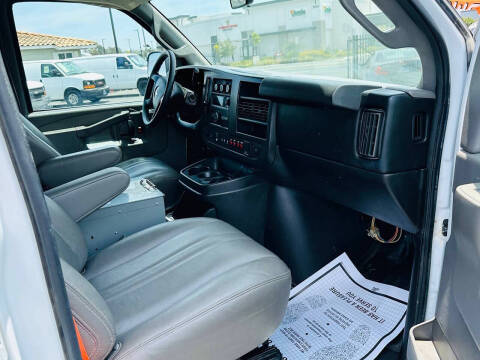 2016 Chevrolet Express 2500