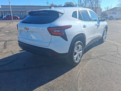 2025 Chevrolet Trax LS