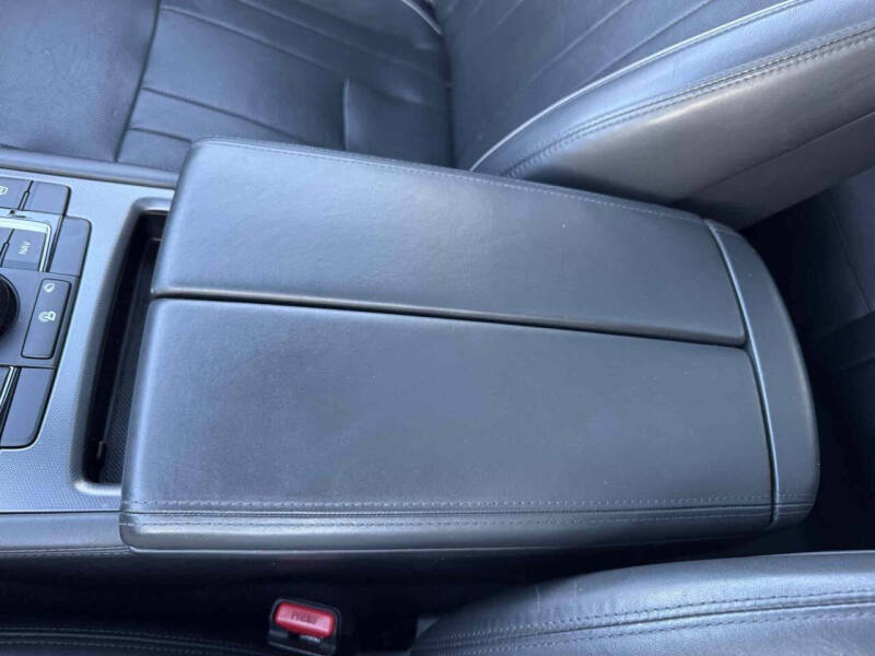 2016 Hyundai Genesis