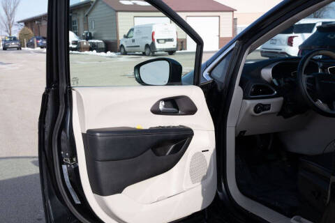 2018 Chrysler Pacifica Hybrid Limited