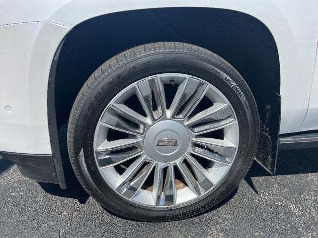 2017 Cadillac Escalade ESV 9