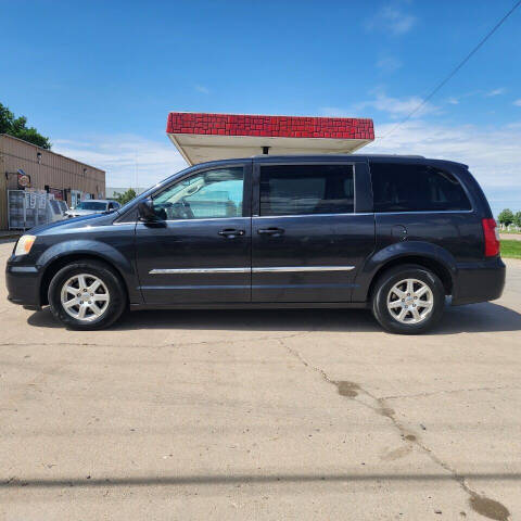 2013 Chrysler Town and Country Touring