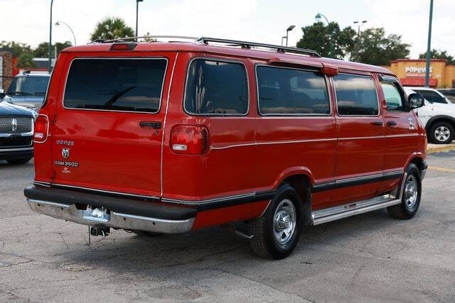 2000 Dodge Ram Van 3500 Maxi