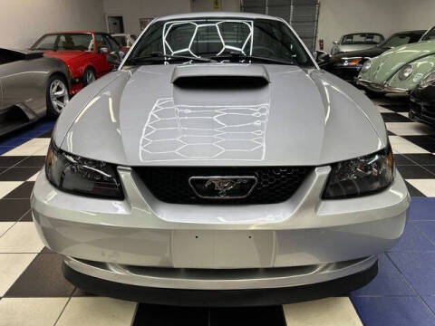 2002 Ford Mustang GT Deluxe