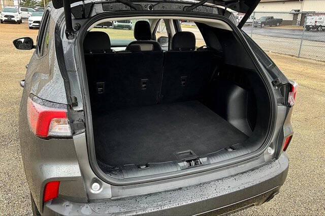 2021 Ford Escape Hybrid SE