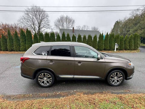 2017 Mitsubishi Outlander SEL