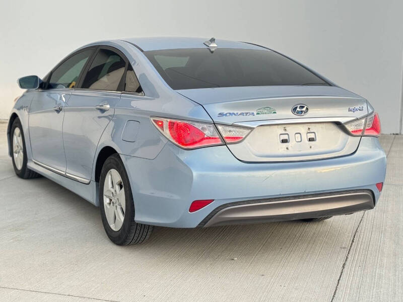 2011 Hyundai Sonata Hybrid