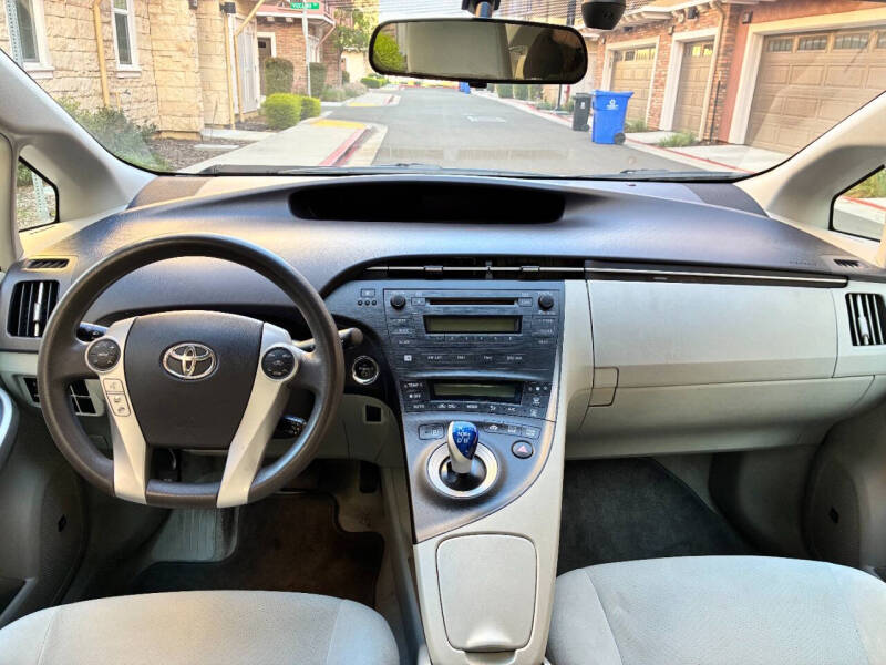 2011 Toyota Prius Three