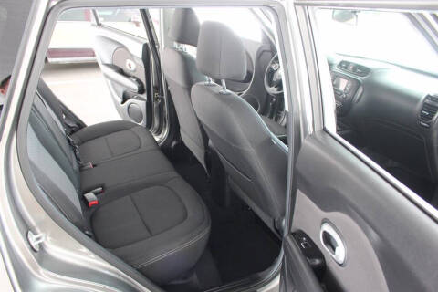 2017 Kia Soul +